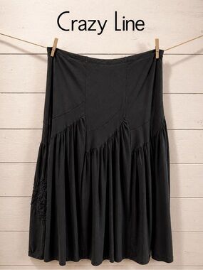 CRAZY LINE – Black Embroidered Skirt Size 14